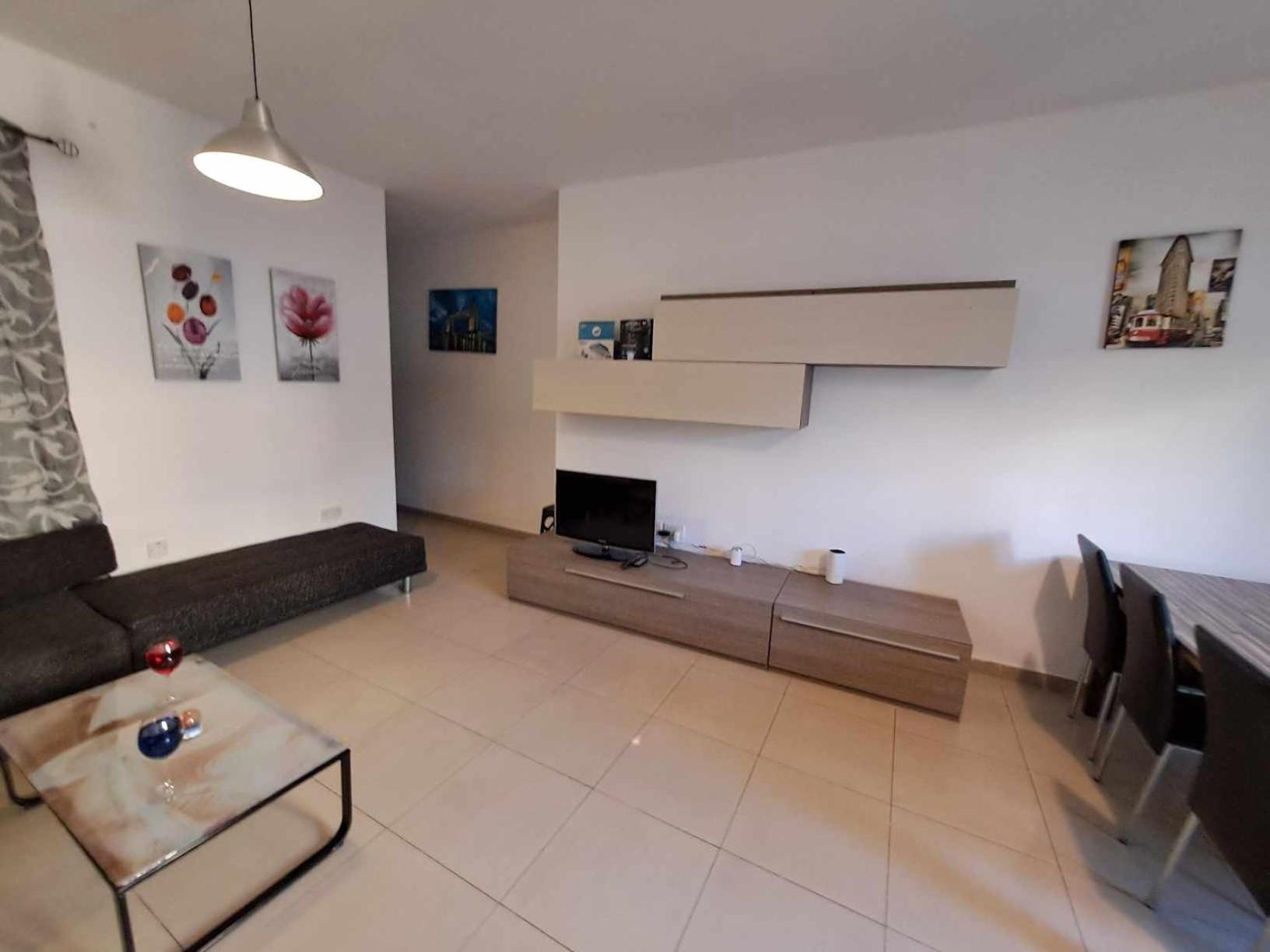 St Julians Sliema 3 Minutes Walk From Promenade 3 Bedroom Apartment Exterior photo