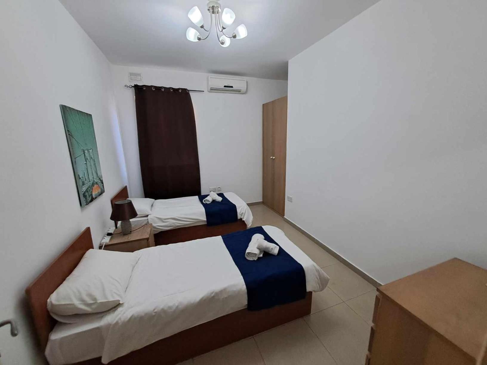 St Julians Sliema 3 Minutes Walk From Promenade 3 Bedroom Apartment Exterior photo