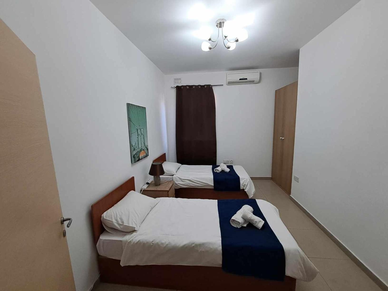 St Julians Sliema 3 Minutes Walk From Promenade 3 Bedroom Apartment Exterior photo